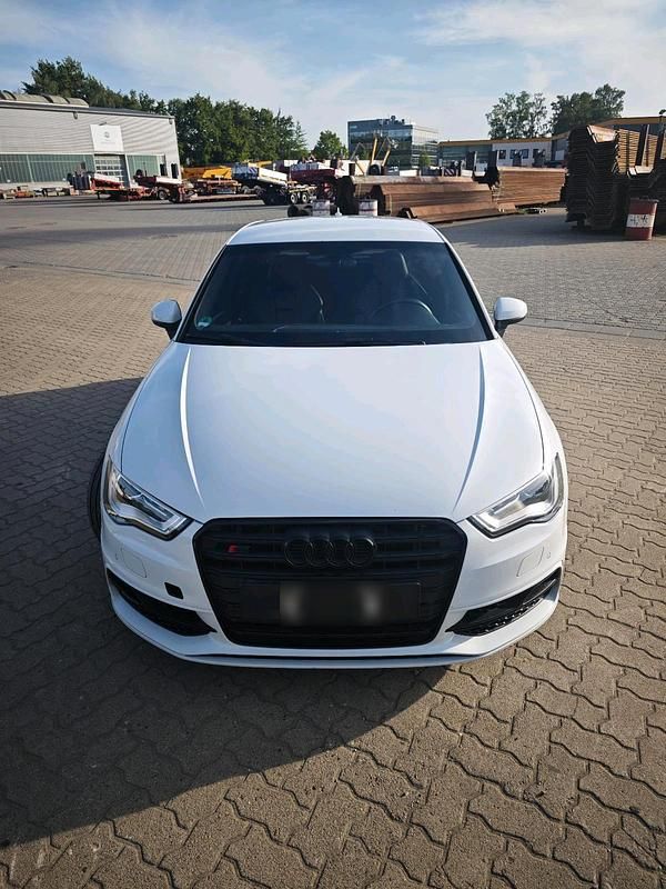 Gebraucht Audi S3 Comfort 301 PS (221 kW) 2015 Weiß Limousine