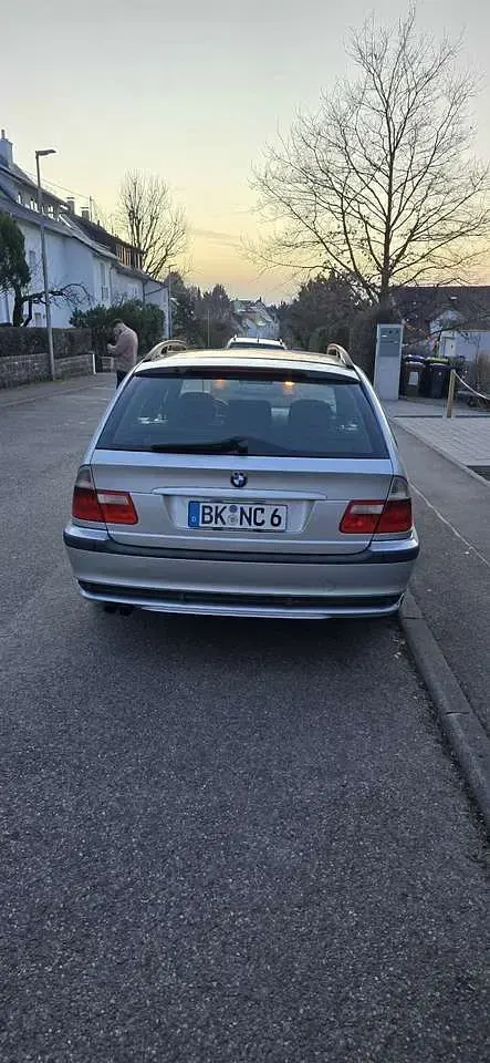 Gebraucht BMW 325 M Sport 192 PS (141 kW) 2003 Silber Kombi