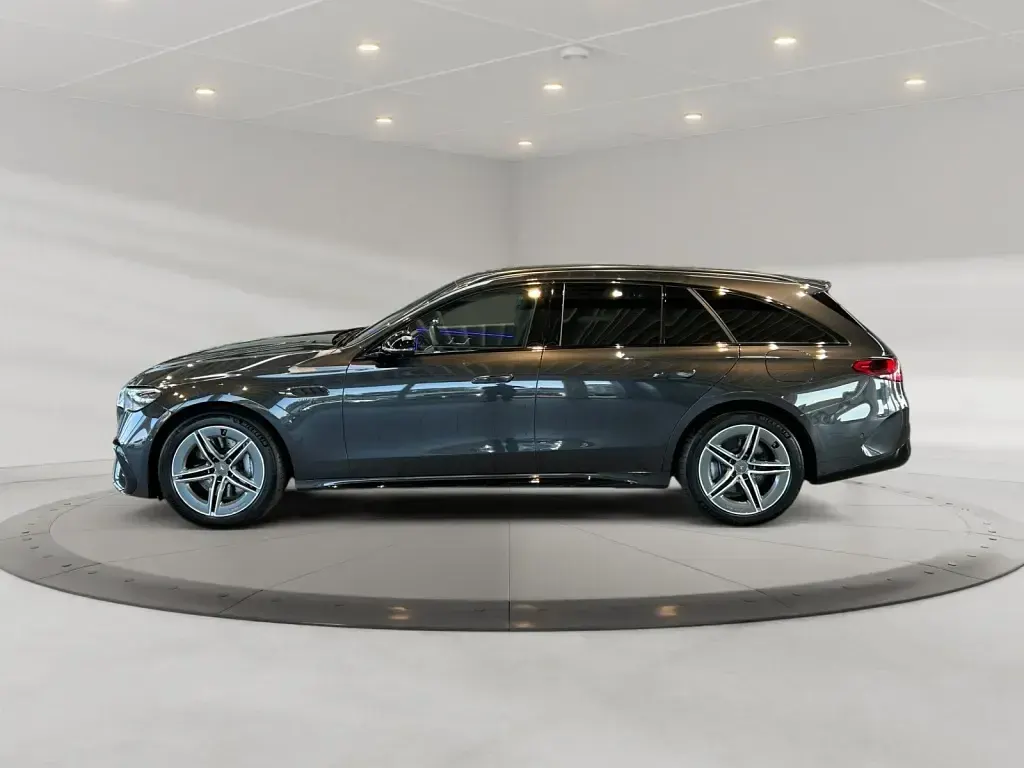 Gebraucht Mercedes E53 AMG AMG 449 PS (330 kW) 2025 Metalliclack graphitgrau Kombi