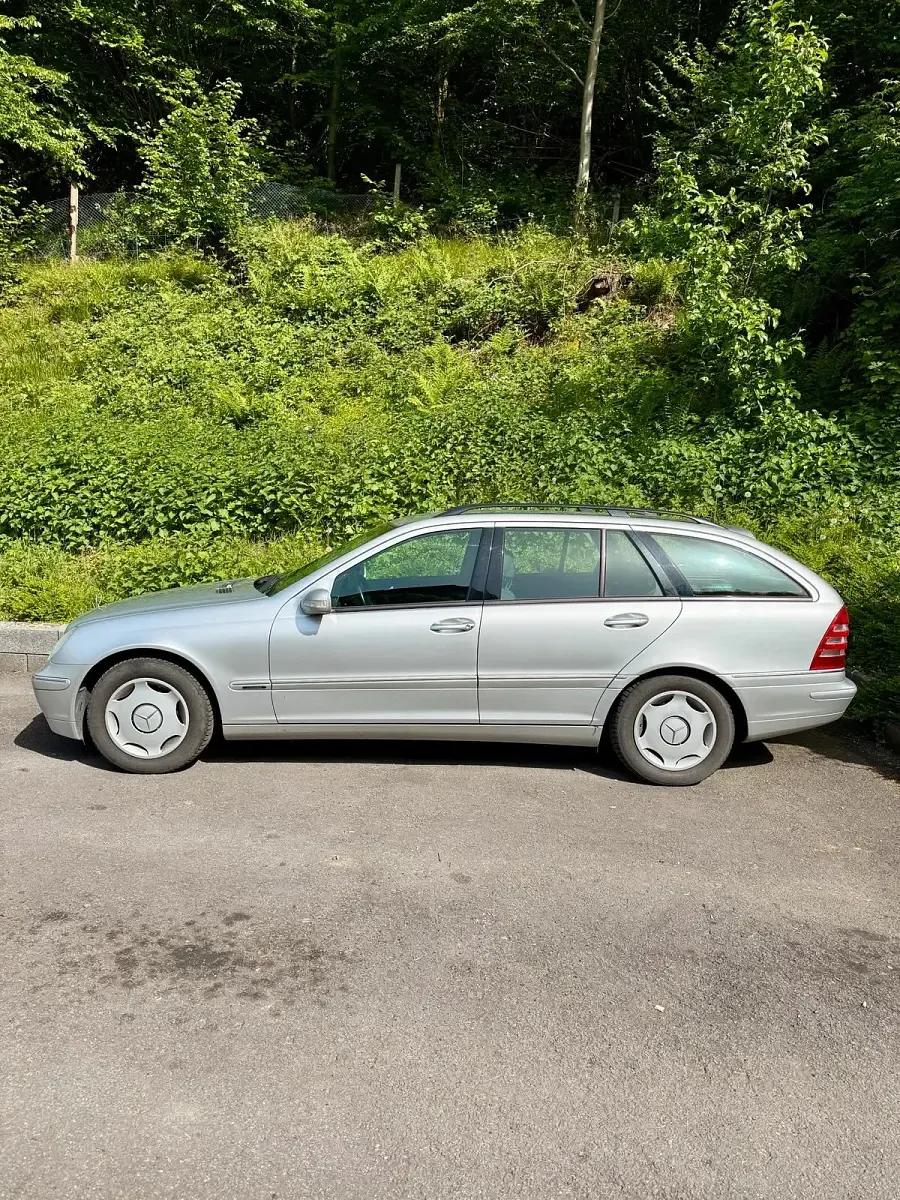 Gebraucht Mercedes C200 163 PS (119 kW) 2003 Silber Kombi