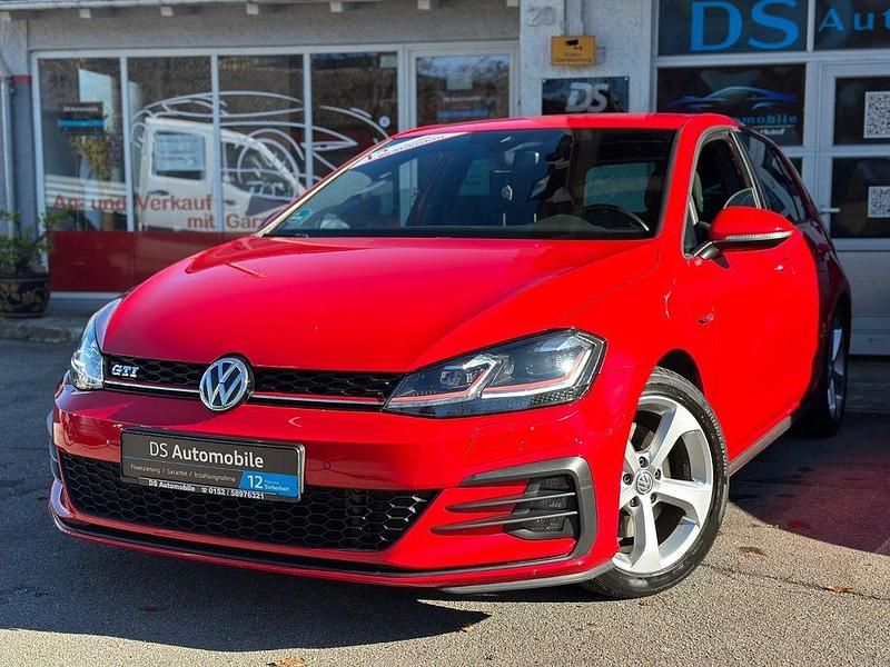 Rot Gebraucht 2018 VW Golf VII GTI Limousine | 18.990 € (Guter Preis) - Bild 1/4