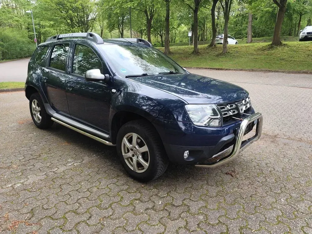 Gebraucht Dacia Duster Prestige 125 PS (91 kW) 2014 Blau SUV