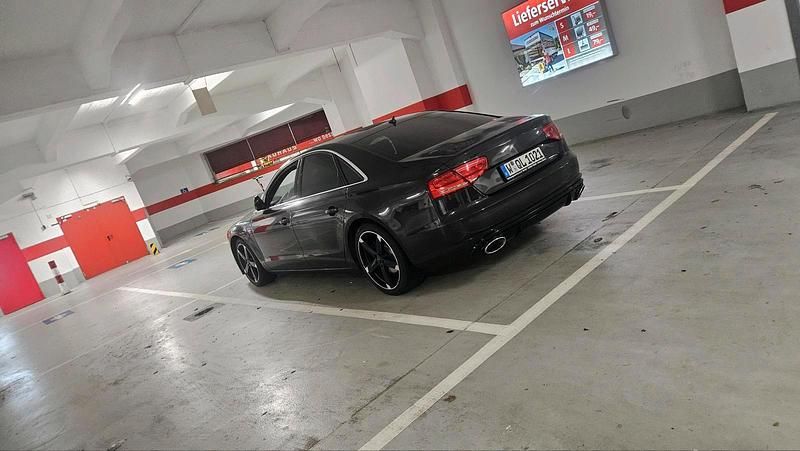 Gebraucht Audi A8 245 PS (180 kW) 2011 Grün Limousine