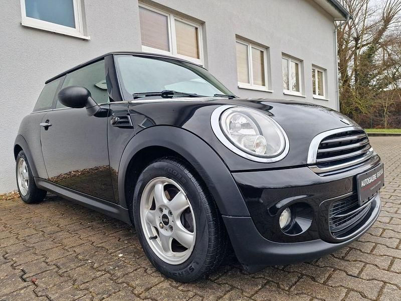 Gebraucht Mini ONE 75 PS (55 kW) 2010 Schwarz Kleinwagen