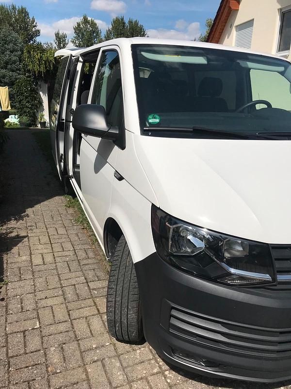 Weiß Gebraucht 2019 VW T6.1 Van | 26.500 € (Guter Preis) - Bild 1/4