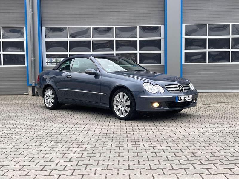 Blau Gebraucht 2005 Mercedes CLK320 Elegance Cabrio | 13.500 € (Fairer Preis) - Bild 1/4