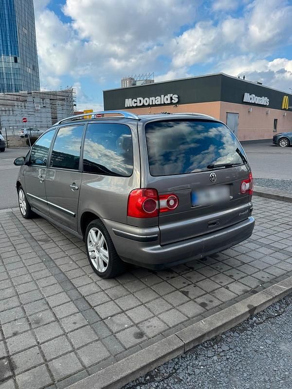 Gebraucht VW Sharan 140 PS (102 kW) 2008 Silber Van / Kleinbus