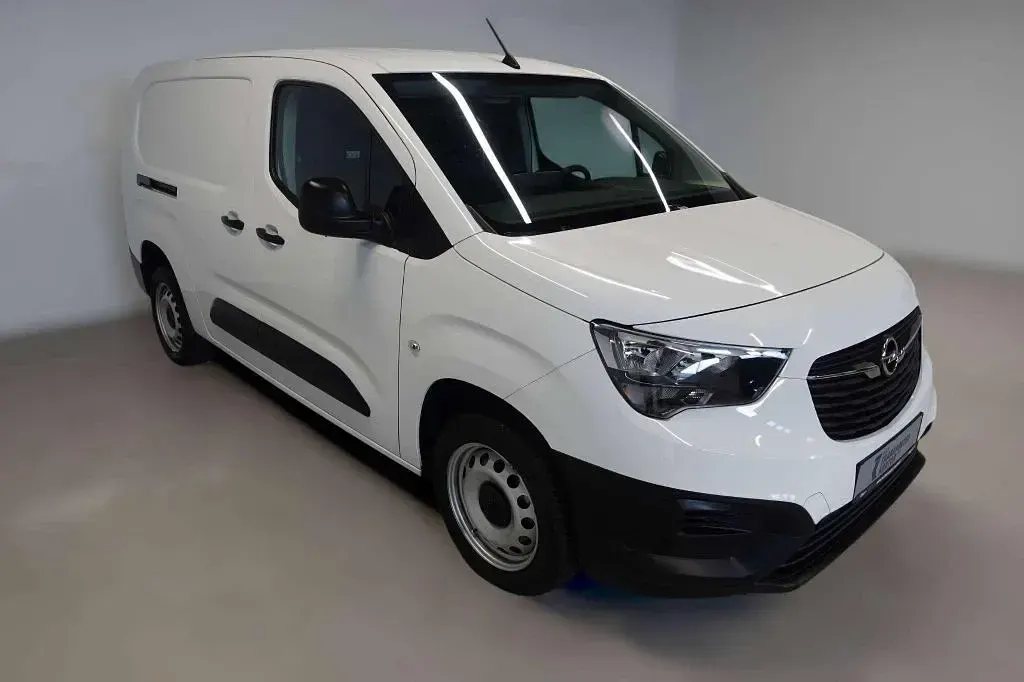 Gebraucht Opel Combo Edition 102 PS (75 kW) 2022 Weiß Van / Kleinbus