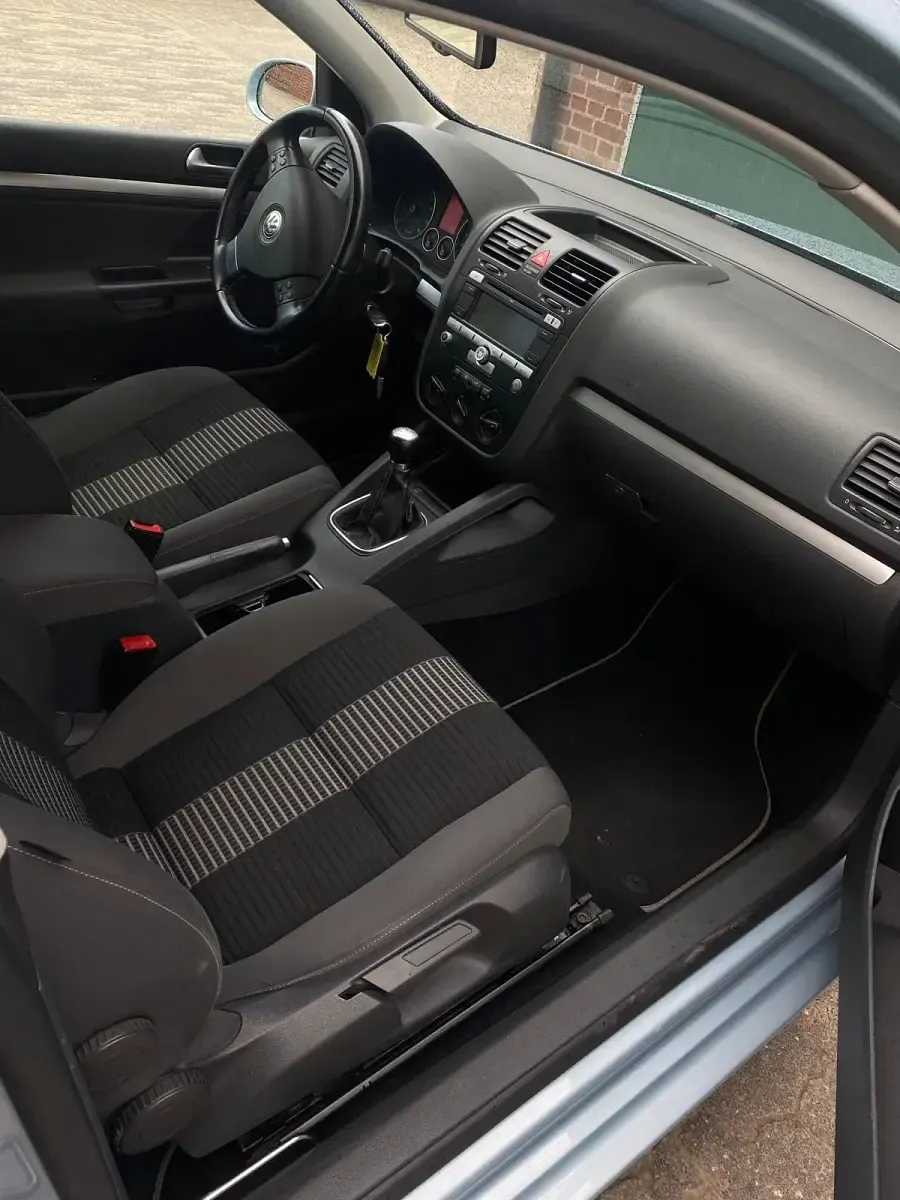 Gebraucht VW Golf VI 80 PS (58 kW) 2008 Blau Kleinwagen