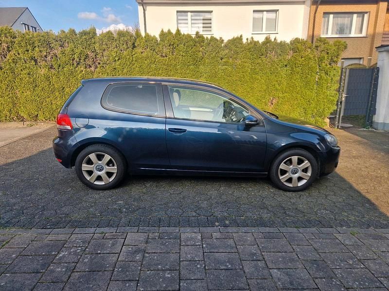 Second-hand VW Golf 80 CP (58 kW) 2009 Gri Coupe