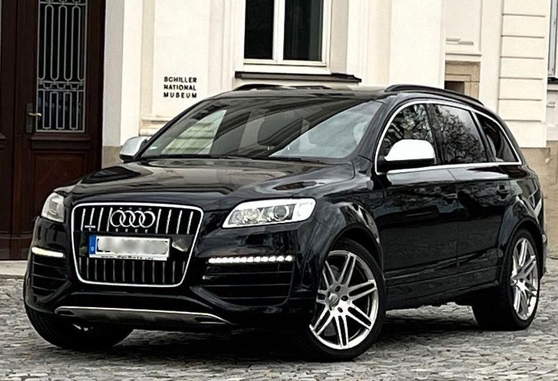Schwarz Gebraucht 2011 Audi Q7 Ambiente SUV | 44.800 € - Bild 1/4