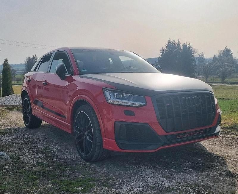 Gebraucht Audi SQ2 300 PS (220 kW) 2019 Rot SUV