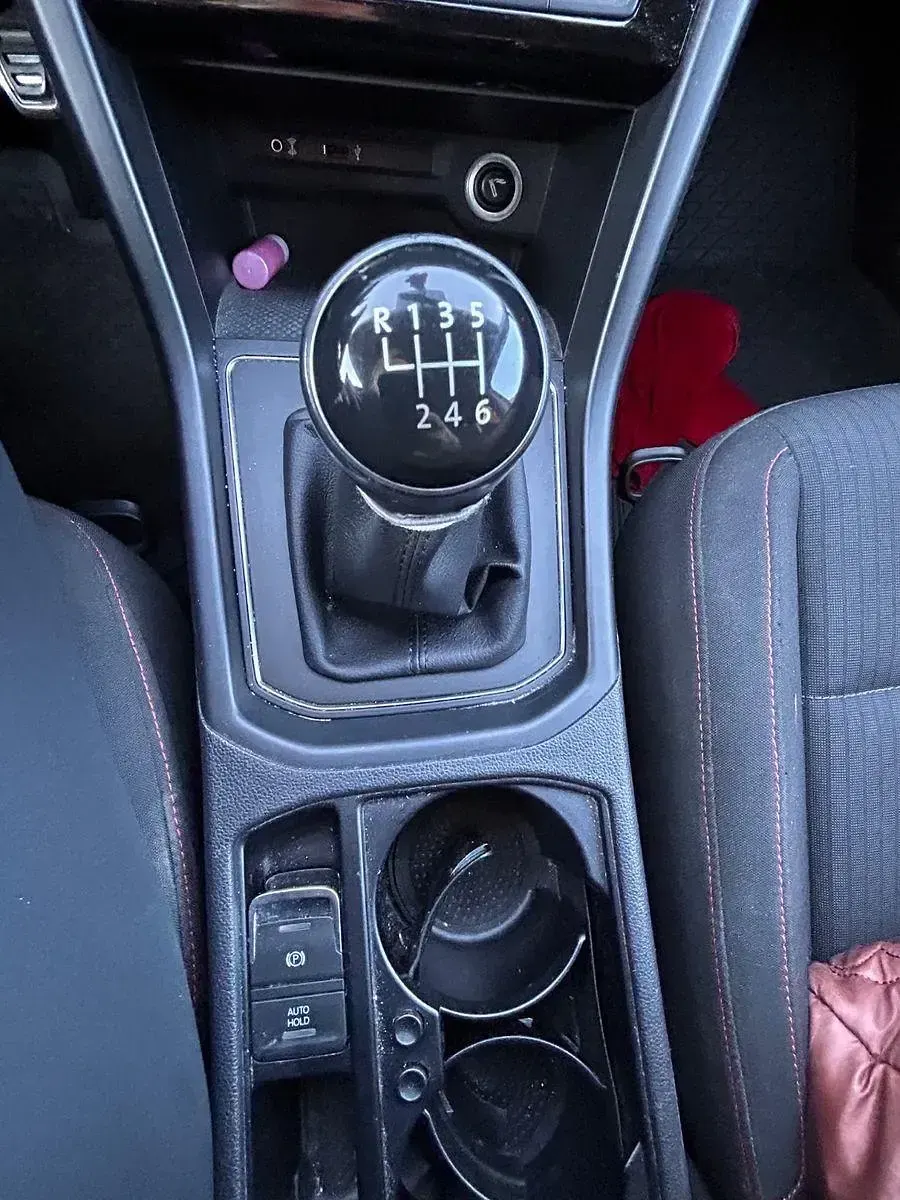 Gebraucht VW Touran Sound 110 PS (80 kW) 2017 Schwarz Van / Kleinbus
