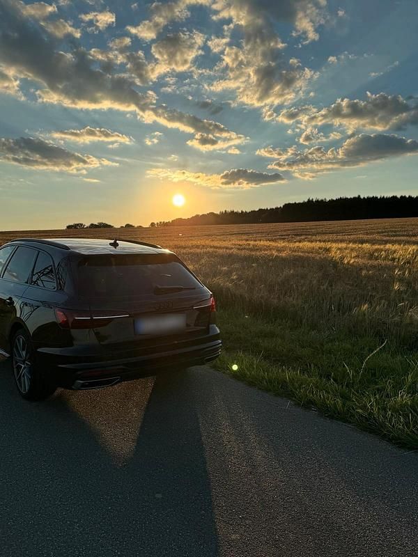Usata Audi A4 Advanced 204 CV (150 kW) 2022 Nero Station wagon