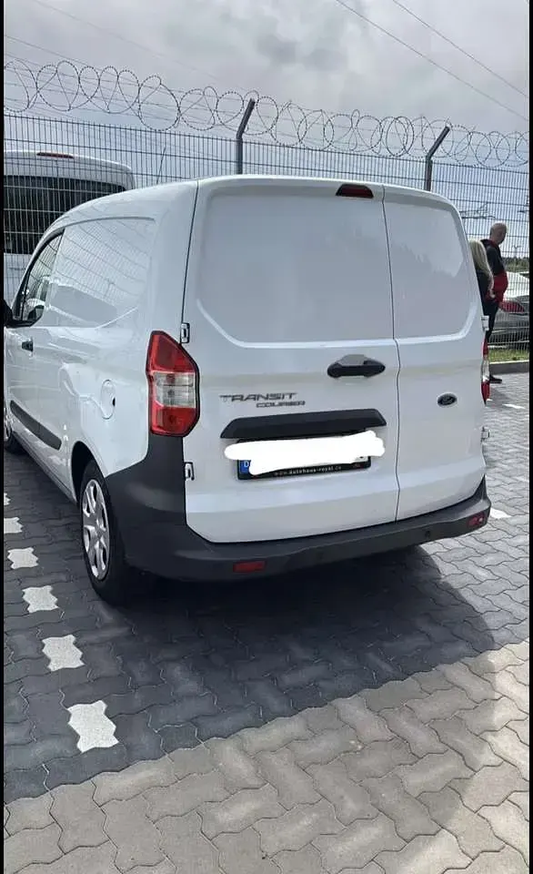 Gebraucht Ford Tourneo Courier Titanium 97 PS (71 kW) 2019 Weiß Van / Kleinbus