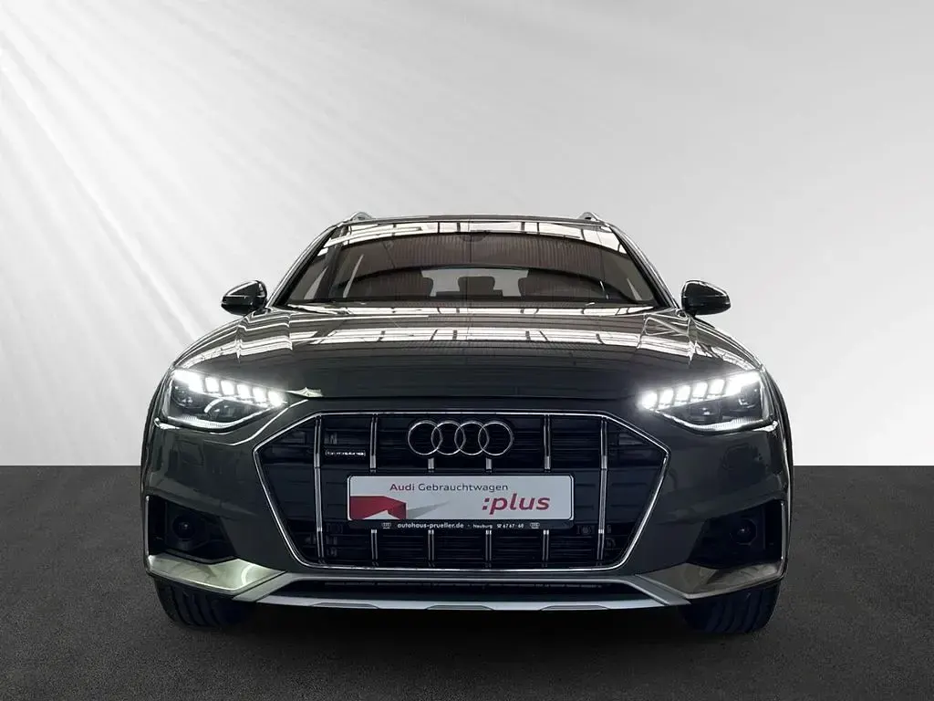 Gebraucht Audi A4 Allroad Sport 204 PS (150 kW) 2023 Chronosgrau metallic Kombi
