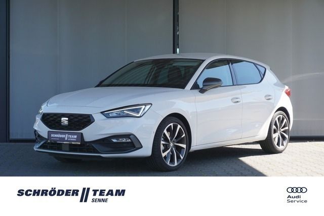 Weiß Gebraucht 2023 Seat Leon FR | 23.980 € (Superpreis) - Bild 1/4