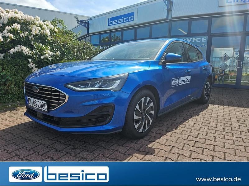 Gebraucht Ford Focus Titanium 125 PS (91 kW) 2025 Desert island blue metallic (blau) Limousine