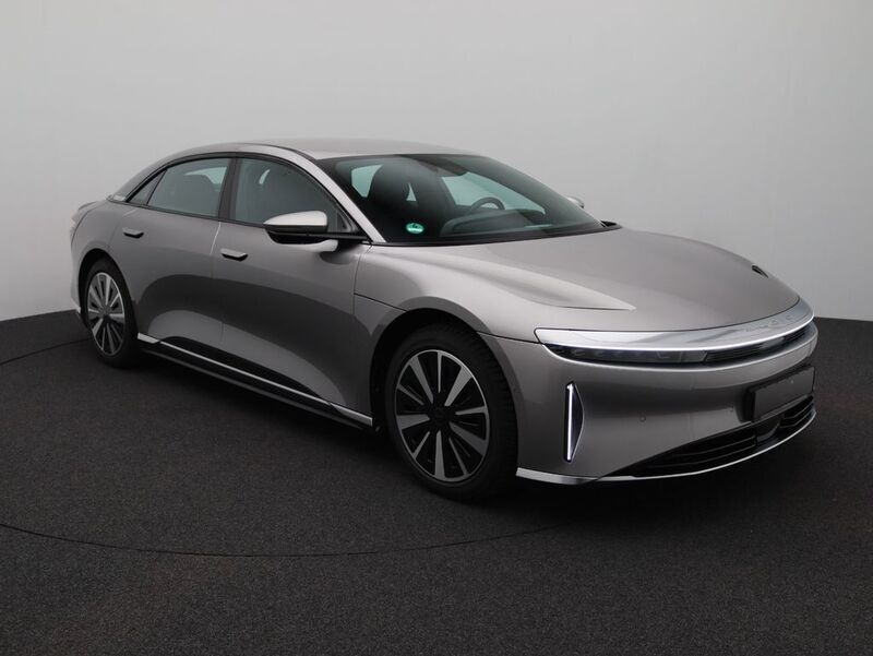 Silber Gebraucht 2024 Lucid Air Pure Limousine | 83.855 € - Bild 1/4