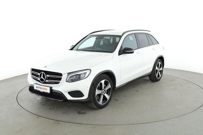 Weiß Gebraucht 2018 Mercedes GLC220 Exclusive SUV | 28.210 € (Fairer Preis) - Bild 1/3
