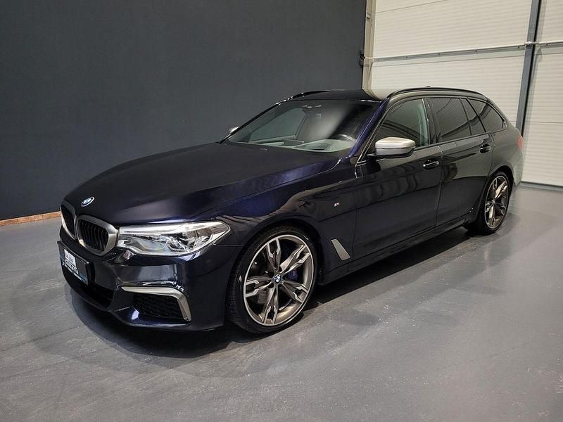 Gebraucht BMW M550 Performance 400 PS (294 kW) 2018 Schwarz Limousine
