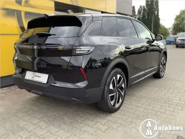 Gebraucht Opel Grandland X 136 PS (100 kW) 2024 Perlschwarz SUV