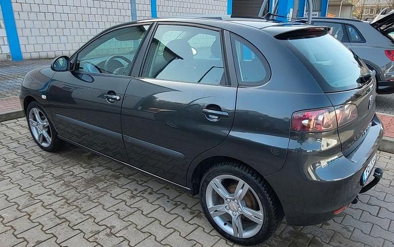 Gebraucht Seat Ibiza 69 PS (50 kW) 2009 Grau Limousine
