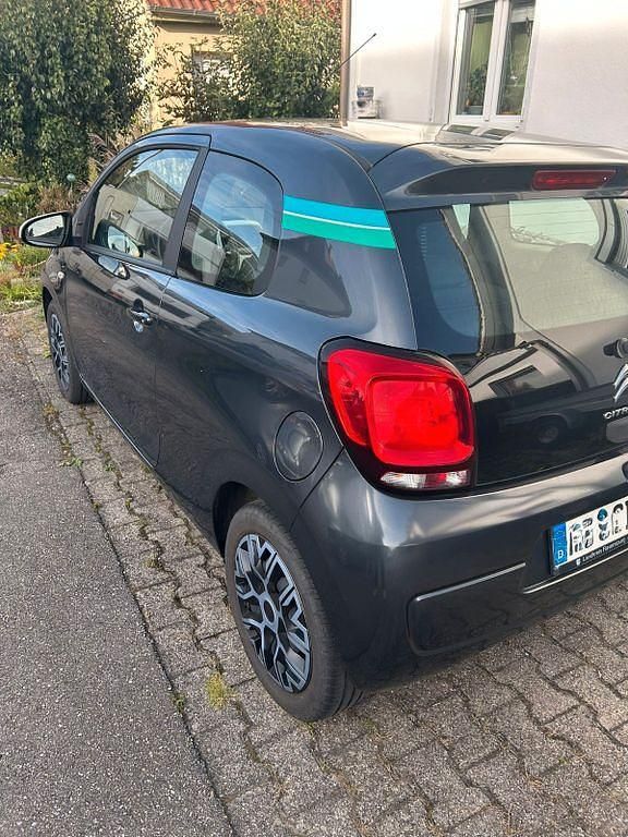 Grau Gebraucht 2017 Citroën C1 SELECTION Kleinwagen | 7.300 € (Fairer Preis) - Bild 1/4