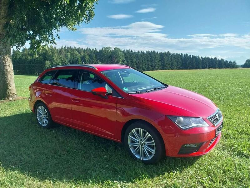 Usado Seat Leon ST XCELLENCE 150 HP (110 kW) 2020 Vermelho Carrinha