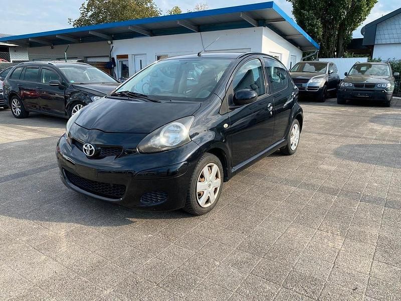 Schwarz Gebraucht 2011 Toyota Aygo Cool Kleinwagen | 3.299 € (Fairer Preis) - Bild 1/4