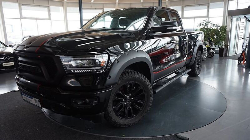 Schwarz Gebraucht 2020 Dodge Ram Abholung | 44.999 € (Guter Preis) - Bild 1/4