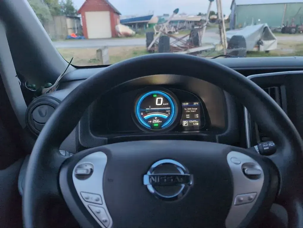 Gebraucht Nissan e-NV200 110 kW (150 PS) 2018 Grau Van / Kleinbus