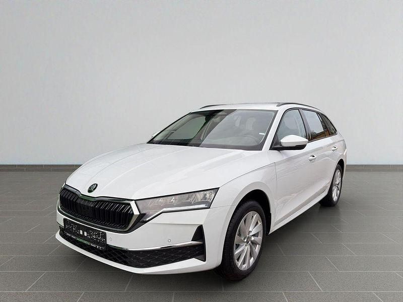 Neu Skoda Octavia Selection 150 PS (110 kW) 2026 Weiß Kombi