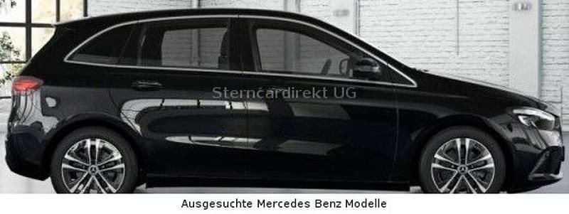 Kosmosschwarzmetallic Gebraucht 2024 Mercedes B200 Progressive Van / Kleinbus | 30.890 € (Superpreis) - Bild 1/4