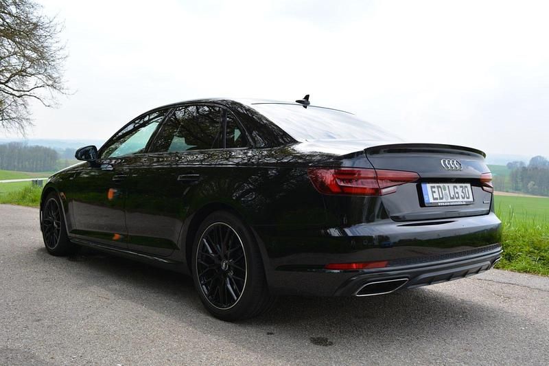 Gebraucht Audi A4 S-Line 231 PS (169 kW) 2019 Schwarz Limousine