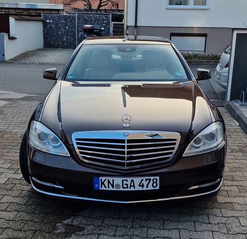 Gebraucht Mercedes S350 258 PS (189 kW) 2010 Braun Limousine