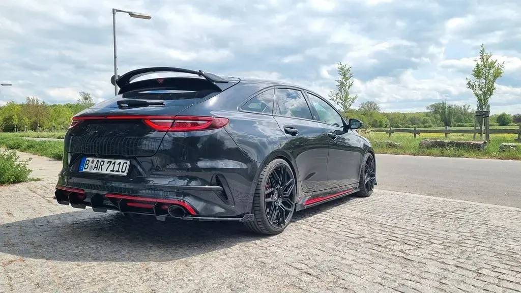 Gebraucht Kia ProCeed GT GT 204 PS (150 kW) 2023 Schwarz Kleinwagen