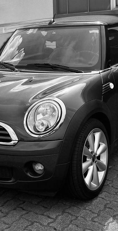Blau Gebraucht 2010 Mini ONE Kleinwagen | 5.800 € (Teuer) - Bild 1/4
