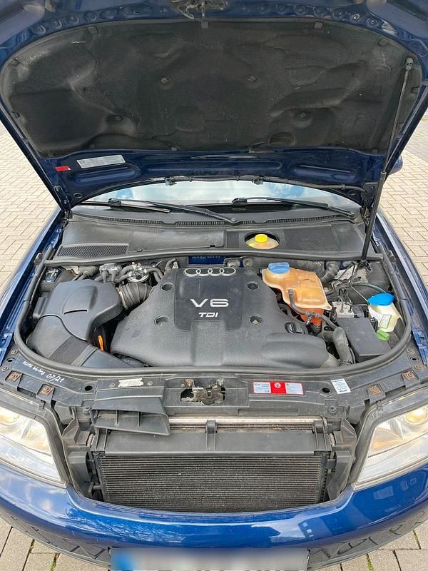 Gebraucht Audi A6 Comfort 150 PS (110 kW) 2000 Blau Kombi