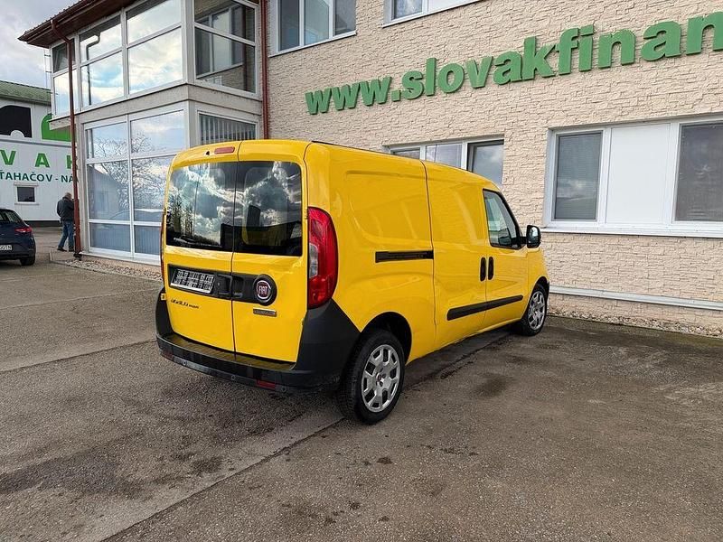 Gebraucht Fiat Doblò 95 PS (69 kW) 2018 Van / Kleinbus