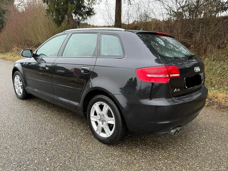 Gebraucht Audi A3 125 PS (91 kW) 2012 Schwarz Kleinwagen