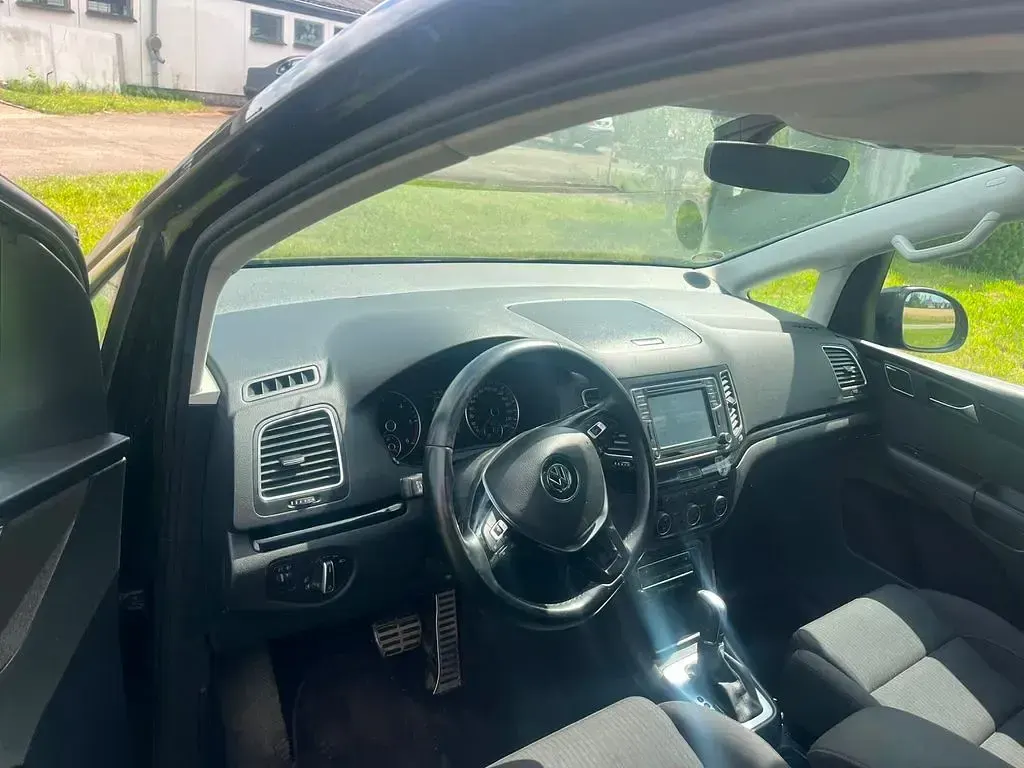 Gebraucht VW Sharan Sound 184 PS (135 kW) 2018 Schwarz Van / Kleinbus