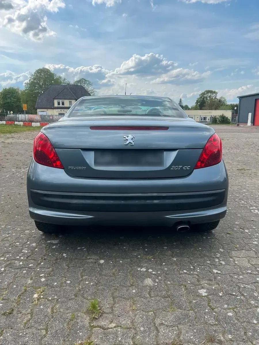 Gebraucht Peugeot 207 CC 120 PS (88 kW) 2009 Silber Cabrio