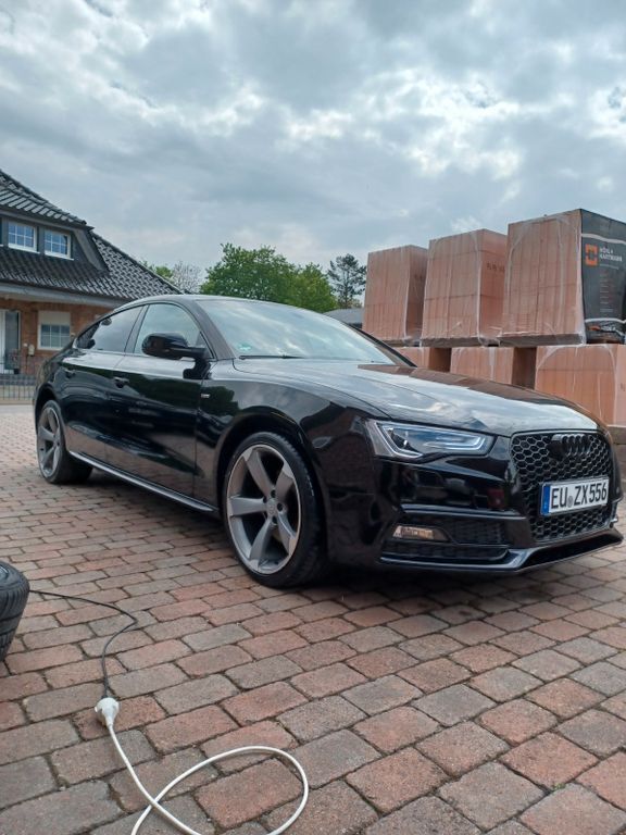 Schwarz Gebraucht 2016 Audi A5 Sportback S-Line Limousine | 18.500 € (Fairer Preis) - Bild 1/4
