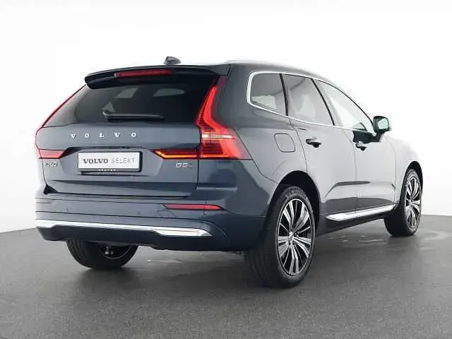 Gebraucht Volvo XC60 173 PS (127 kW) 2023 SUV
