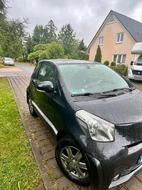 Gebraucht Toyota iQ Sport 68 PS (50 kW) 2009 Schwarz Kleinwagen