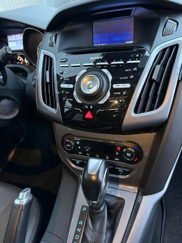 Schwarz Gebraucht 2014 Ford Focus Titanium Kombi | 6.400 € (Fairer Preis) - Bild 1/4