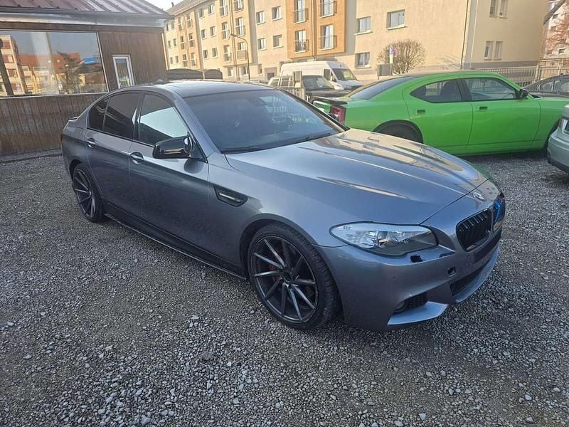 Gebraucht BMW 530 245 PS (180 kW) 2011 Spacegrau metallic Limousine