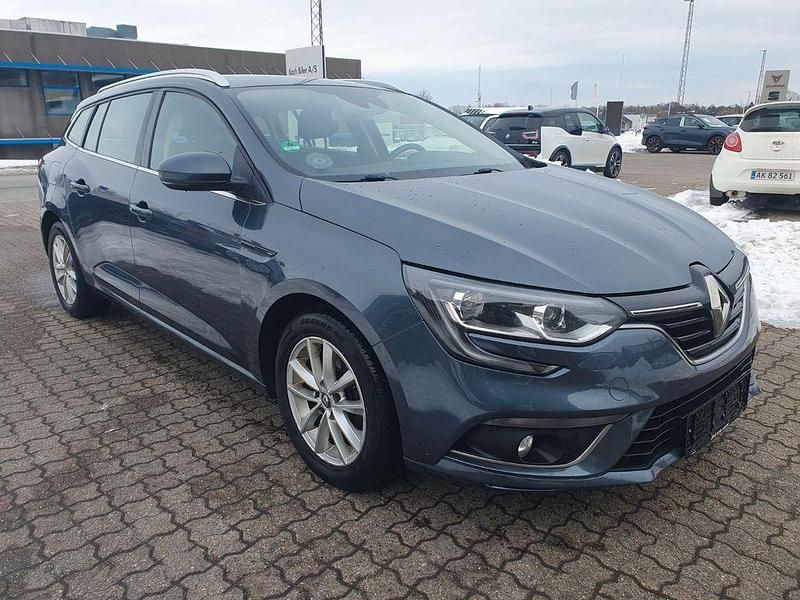 Gebraucht Renault Mégane IV 110 PS (80 kW) 2017 Grau Kombi