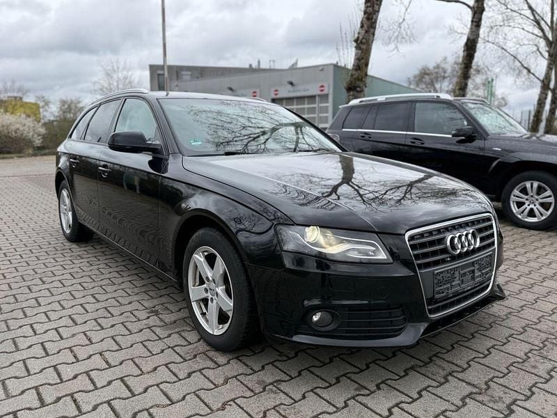 Gebraucht Audi A4 Attraction 143 PS (105 kW) 2011 Schwarz Kombi
